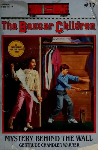 Mystery Behind the Wall (Boxcar Children Series, The: #17)